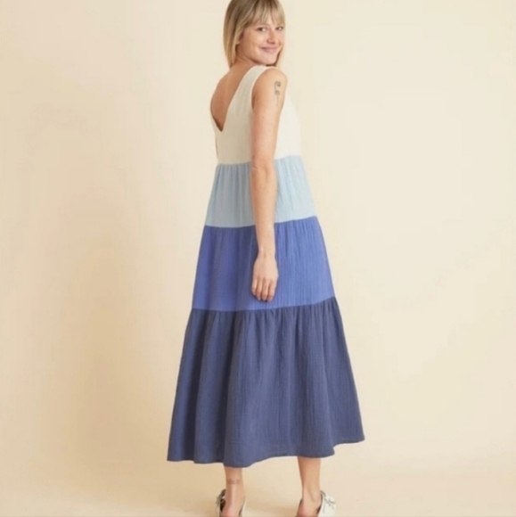 Marine Layer Corrine Maxi Dress - Picture 2 of 7